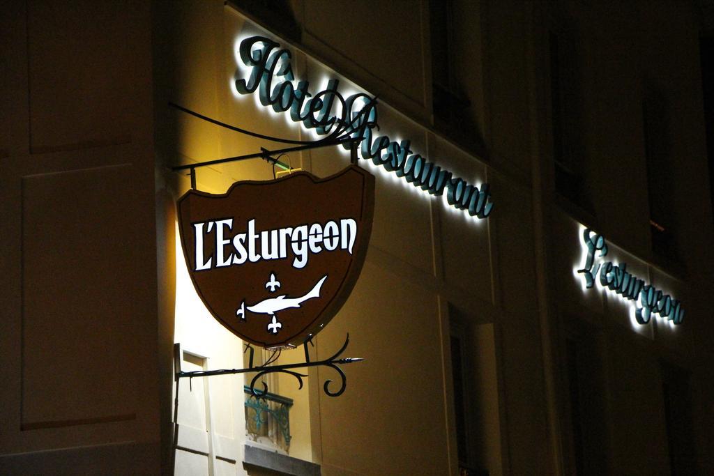 Hotel L'Esturgeon Poissy Exterior photo
